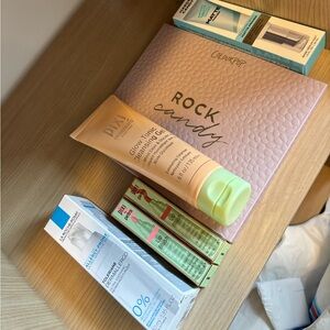 New makeup/skincare bundle